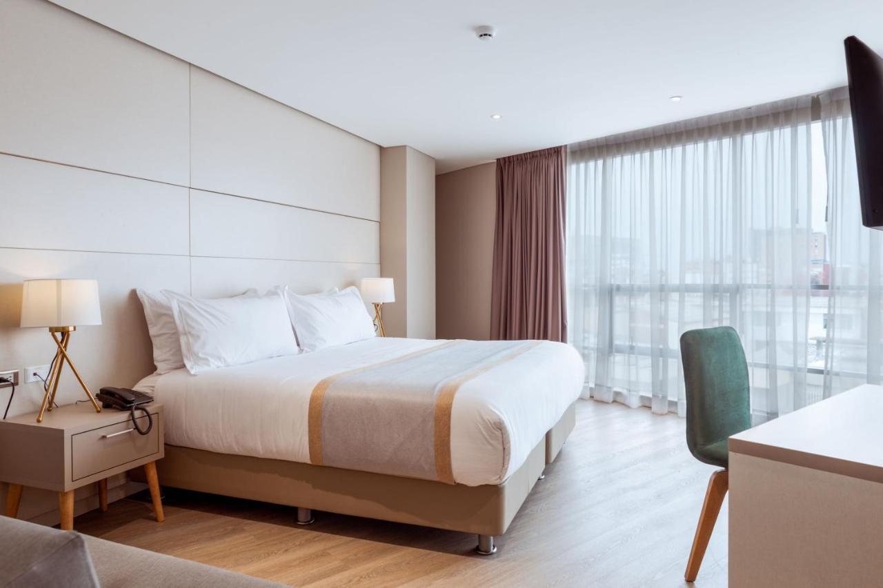 Hotel City Bog Corferias ボゴタ エクステリア 写真