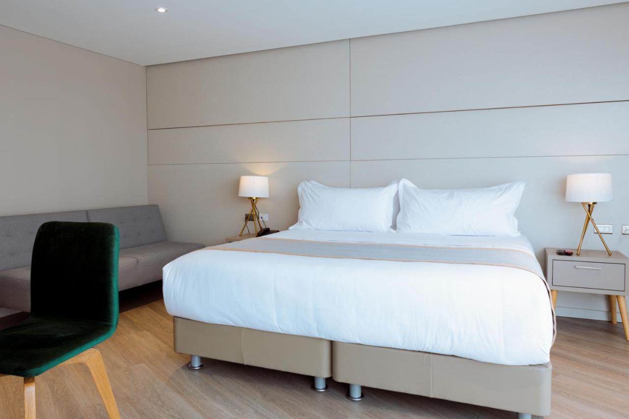Hotel City Bog Corferias ボゴタ エクステリア 写真