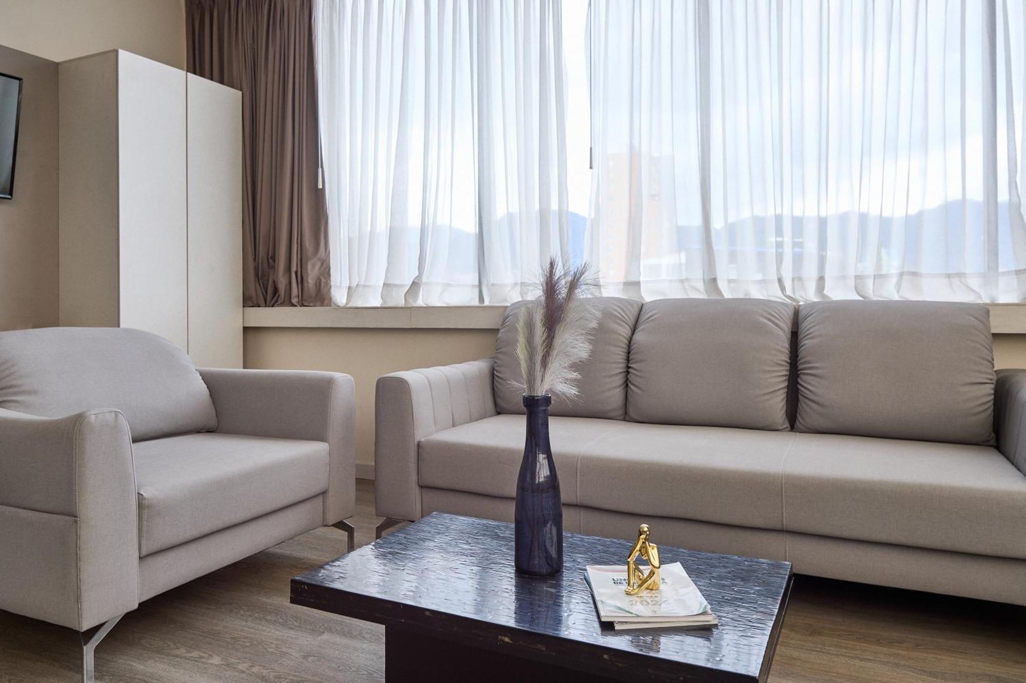 Hotel City Bog Corferias ボゴタ エクステリア 写真